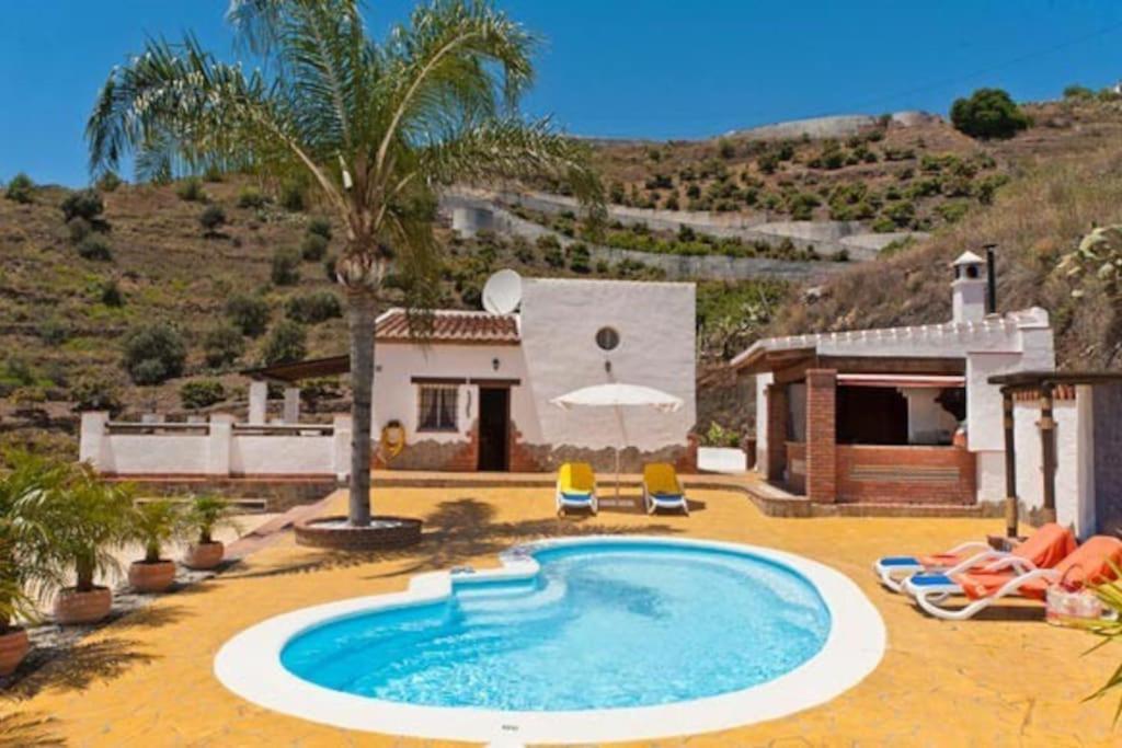 Villa Casanova Нерха Экстерьер фото